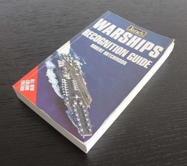 Livro Warships Recognition Guide 2001