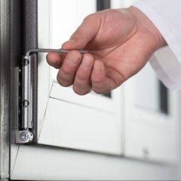 Serwis i naprawa okien w najlepszych cenach.
Serwis okien – naprawa, r