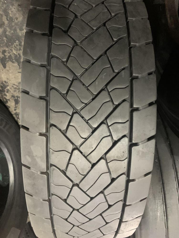 шина вантажна б/в 295/60R22,5 Dunlop SP446 (1 шт)