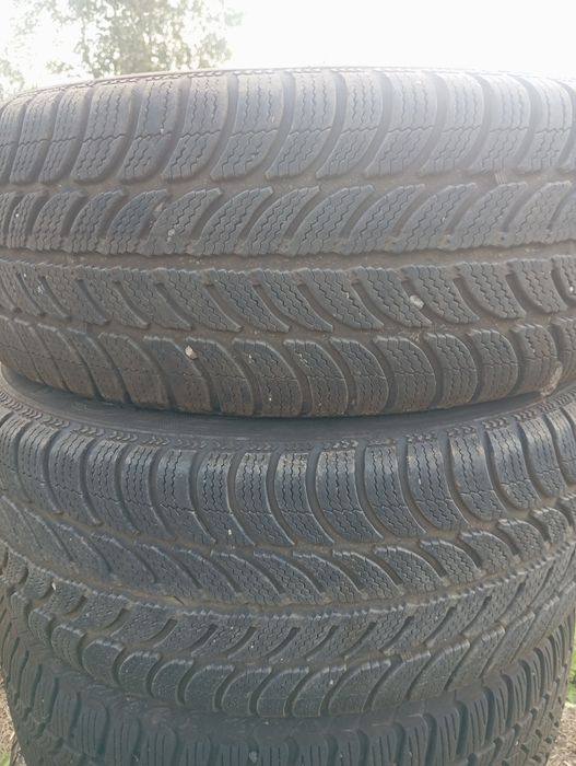 Dębica Frigo 205/55 22r. Cena za 2 szt