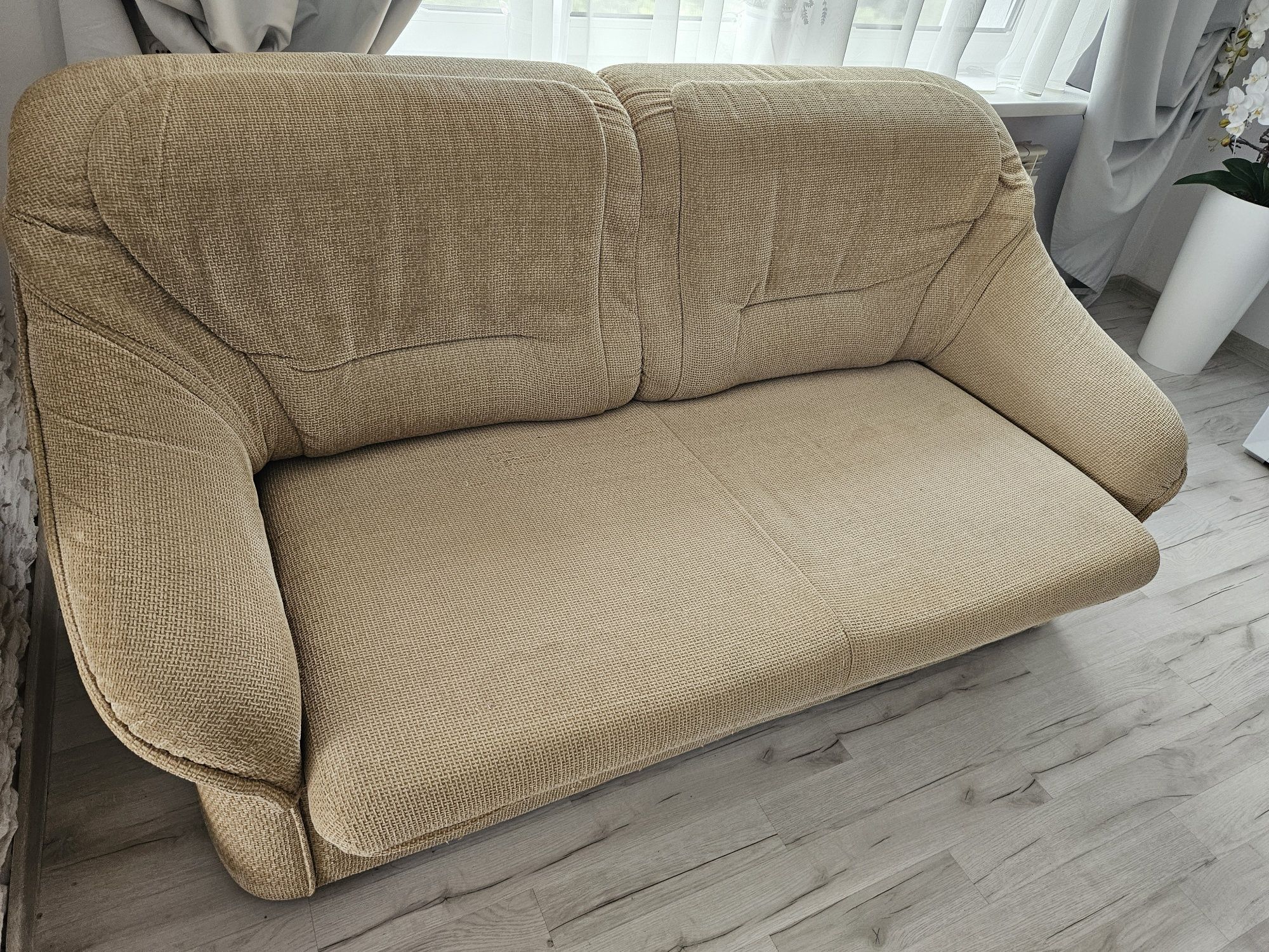 Duwosobowa sofa z funkcją spania