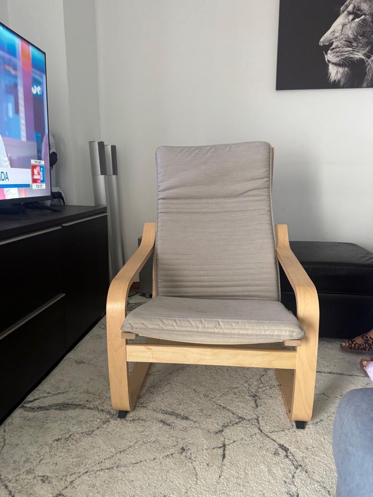 Cadeira de baloiço IKEA