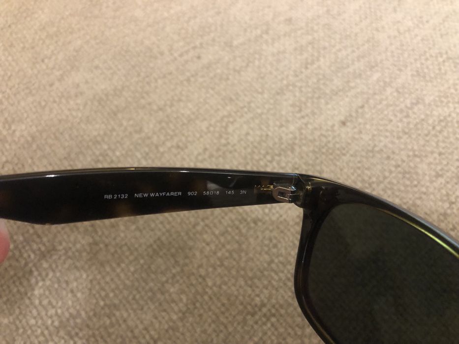 Oculos Ray ban new wayfarer rb2132