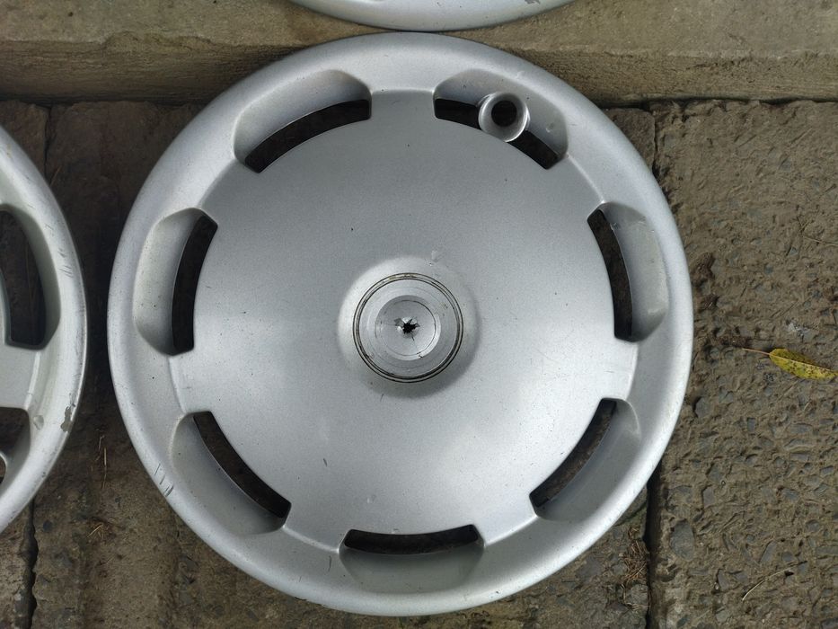 Продам ковпаки б\у  R15 в ганому стані