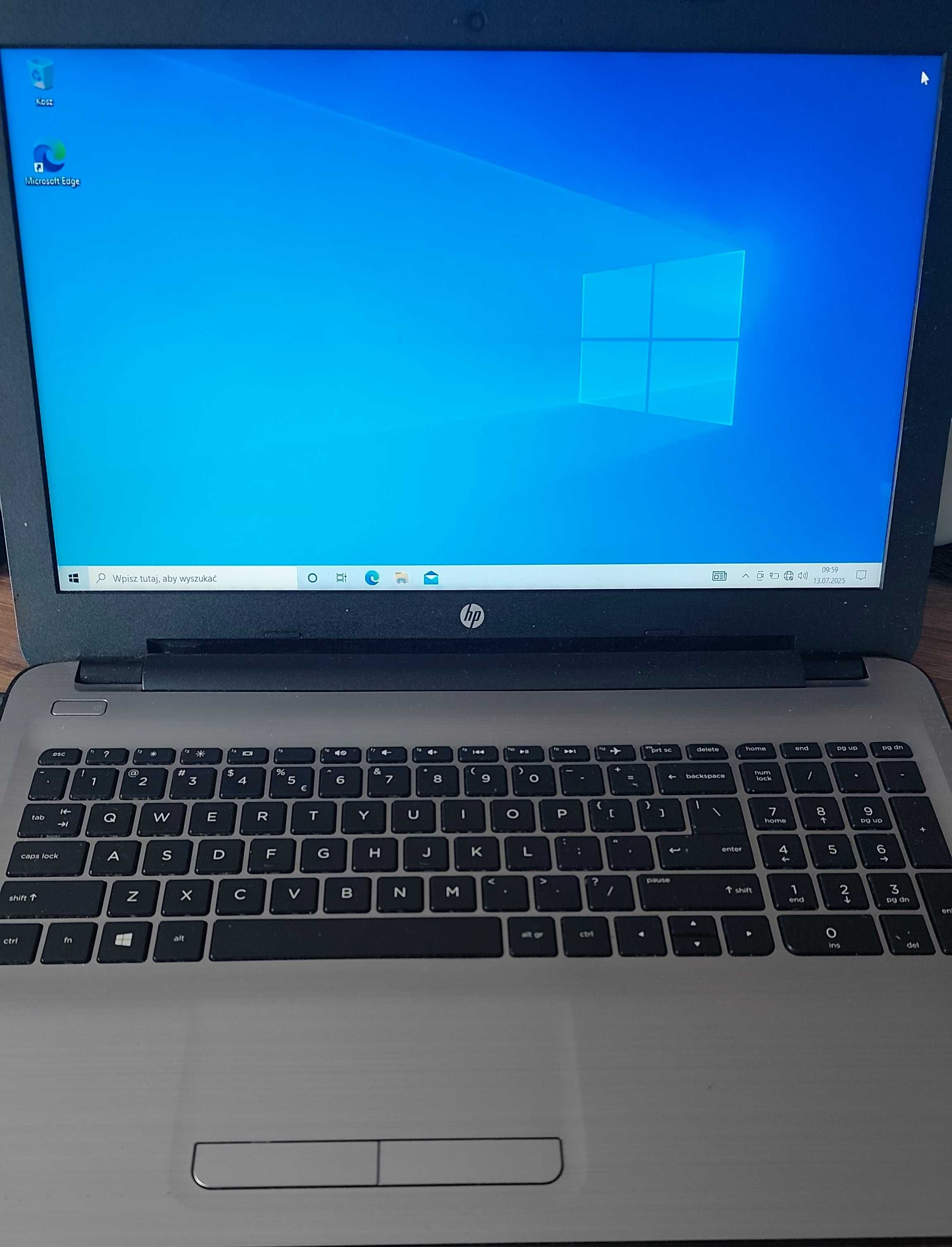 Laptop HP z Windows 10