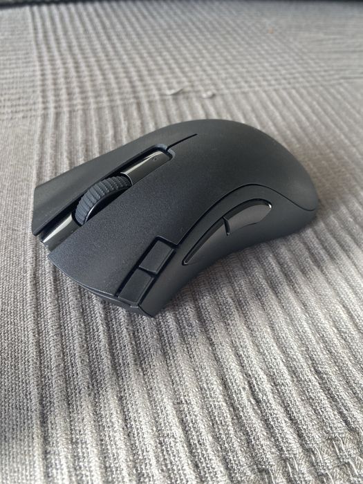Rato Razer Deathadder V2 X Hyperspeed pilhas