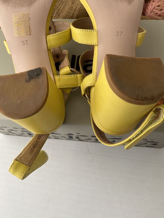 Босоніжки босоніжки