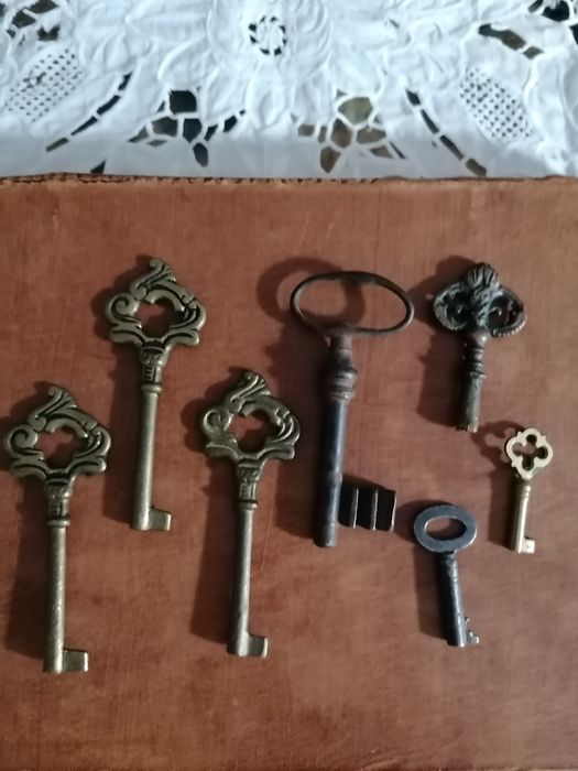 Chaves variadas antigas
