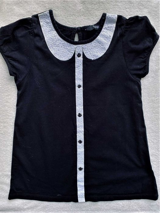 Czarny T-shirt z eleganckim zdobieniem - rozm. 122
