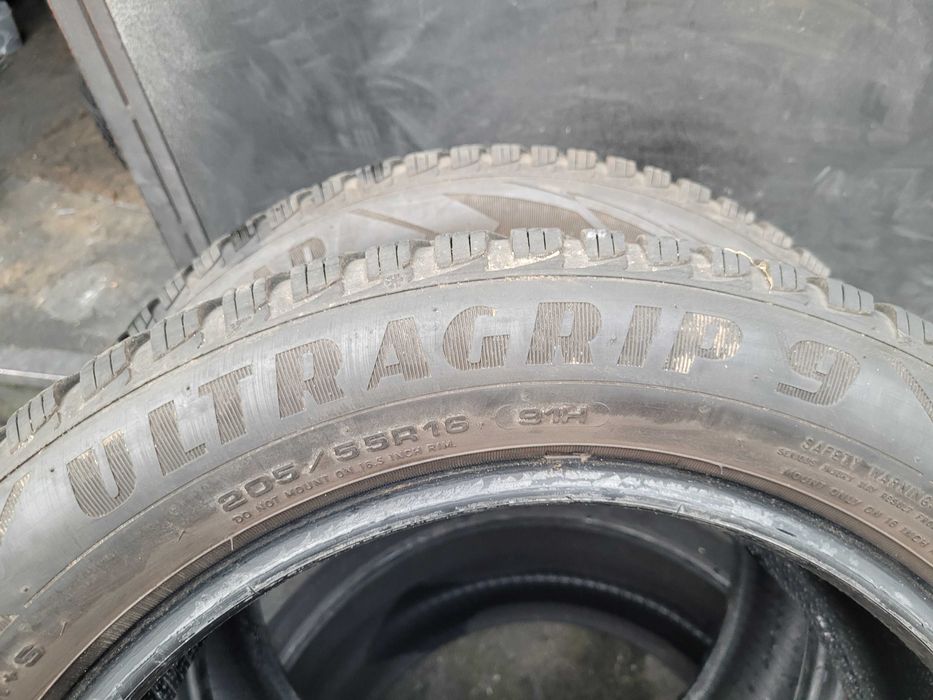 205/55/16 Goodyear Ultra Grip 9  5mm 2szt