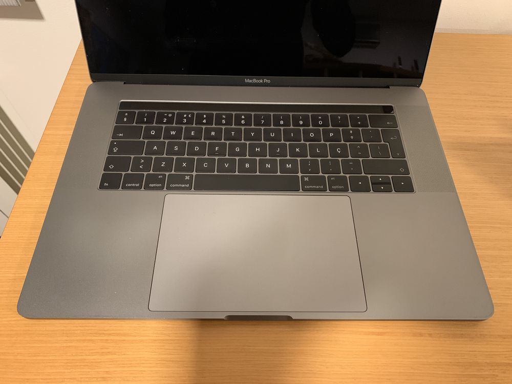 MacBook Pro 15” Late 2017 A1707