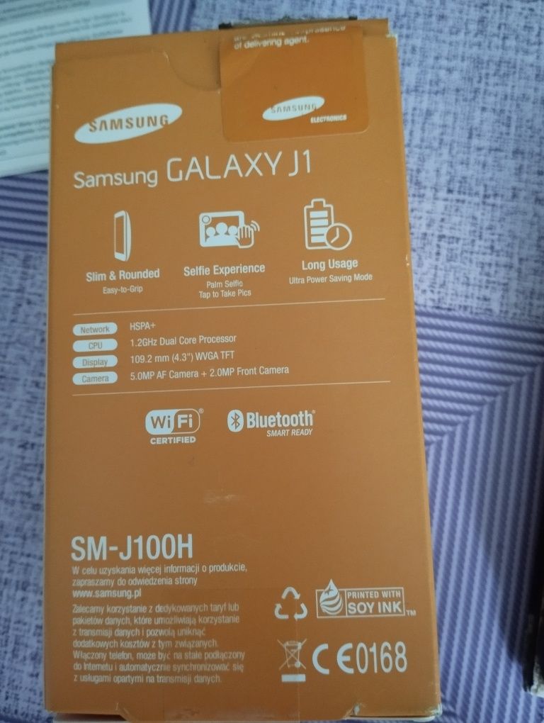 Sprzedam tanio telefon komórkow Samsung.