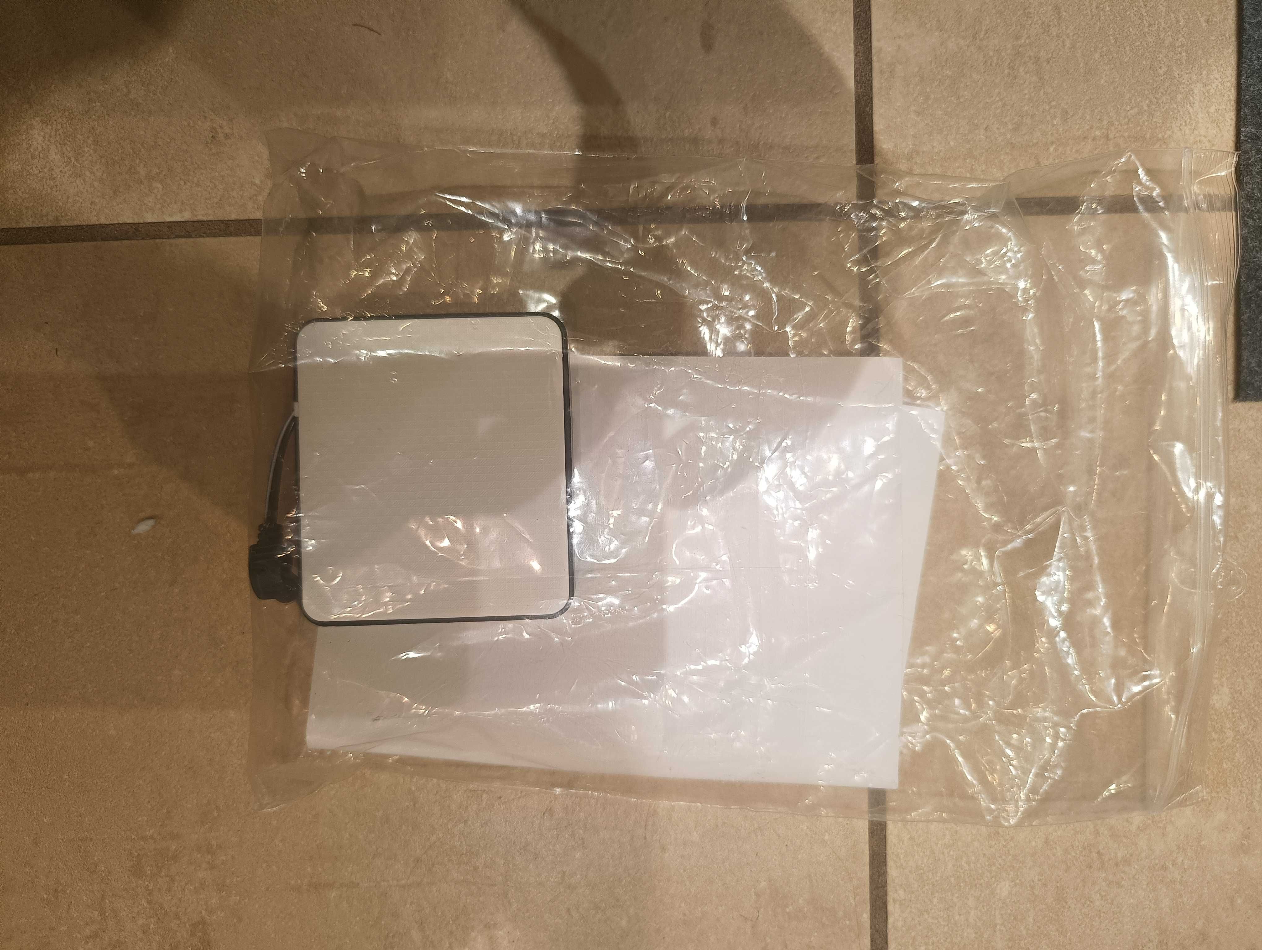 Sejf 30 l, ognioodporny do domu, elektryczny sejf 31x37x 30cm NOWY
