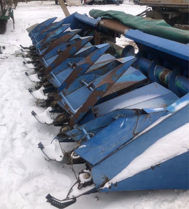 Жатка КМС-8, кукурудзяна жниварка на комбайн КЕЙС, CASE 2388, 2010 р.