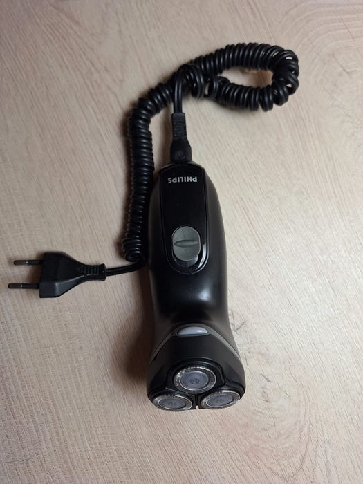 Бритва Phillips HQ6640 б/у