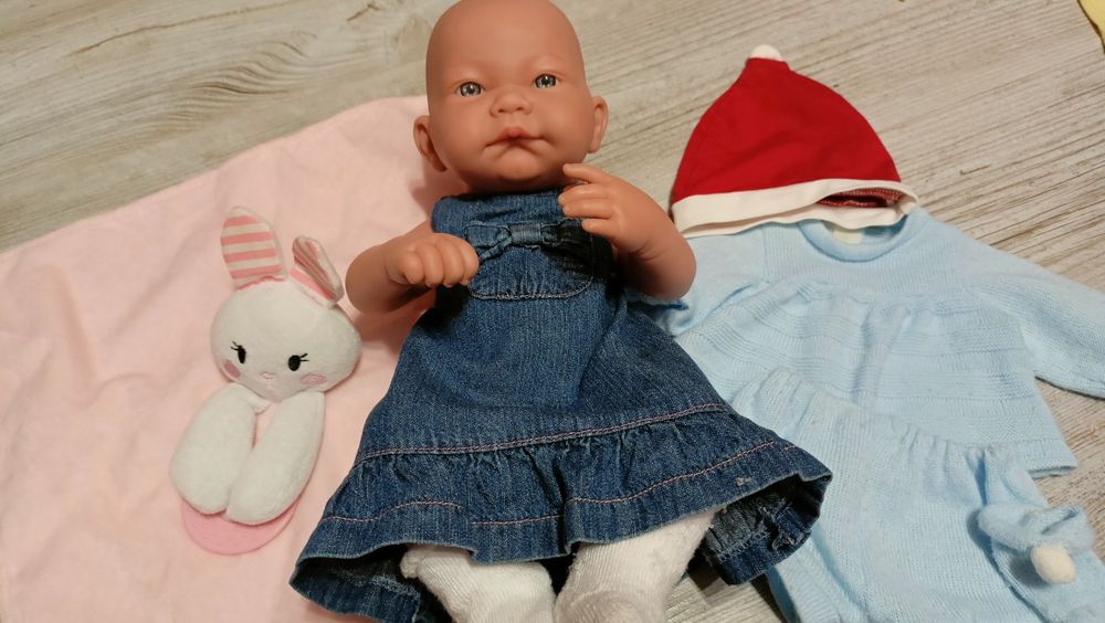 Lalka niemowlak dziewczynka Antonio Juan