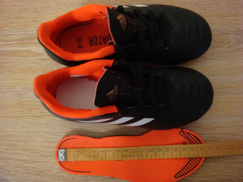 Бутсы Adidas Predator 18.4 FG 29-33 копы