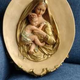 Baixo relevo de parede, grande, em marfinite, senhora e menino