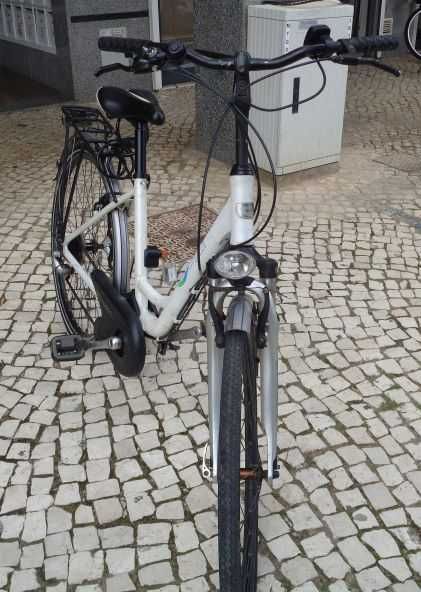 Bicicleta eletrica BH