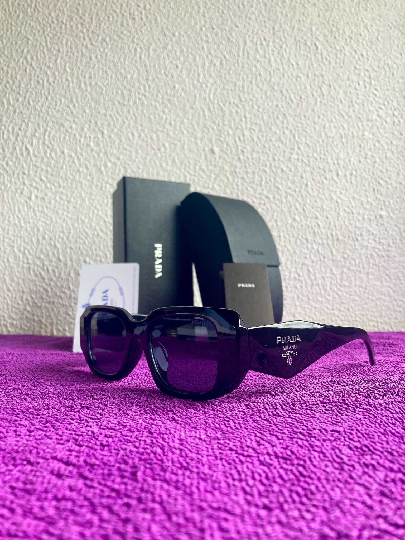 Óculos Sol (sunglasses) Prada