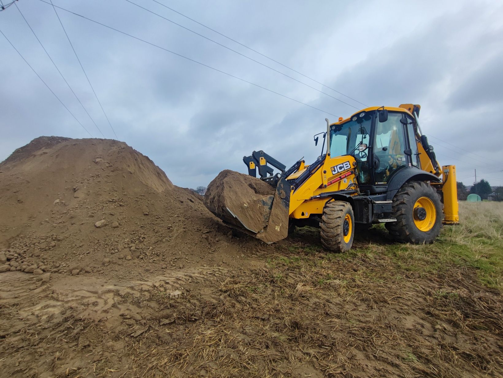 Usługi Koparko Ładowarka , Minikoparka 2.7 t.