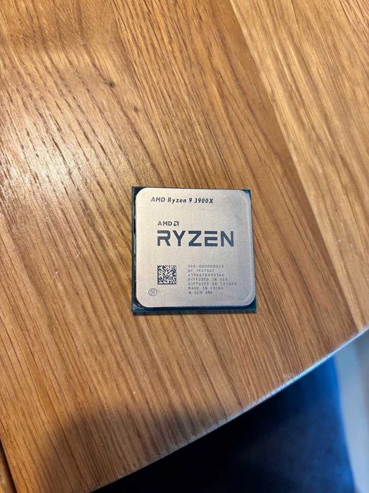 Procesor AMD Ryzen 9 3900X, BOX z nowym coolerem