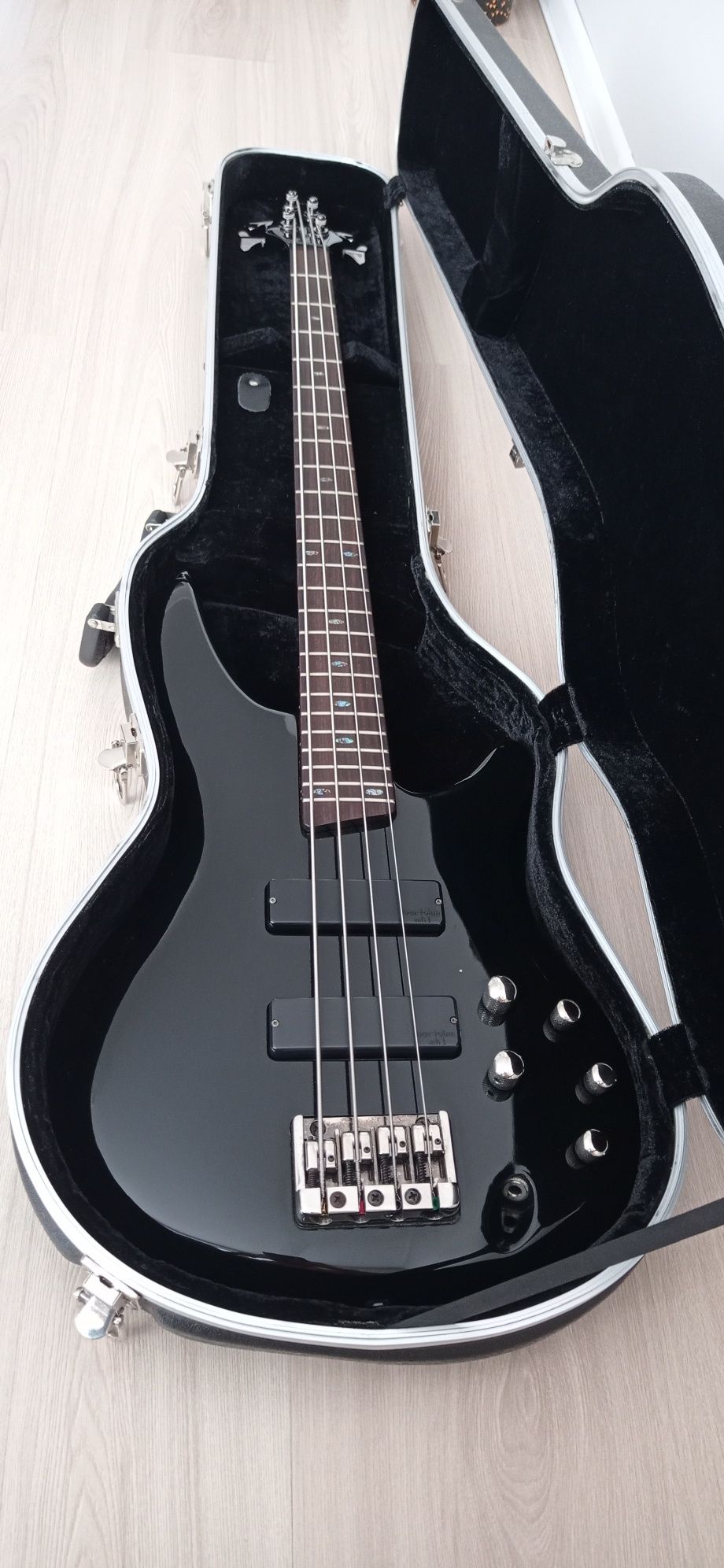 Ibanez SDGR SR520 gitara basowa , Schaller + hardcase Ibanez