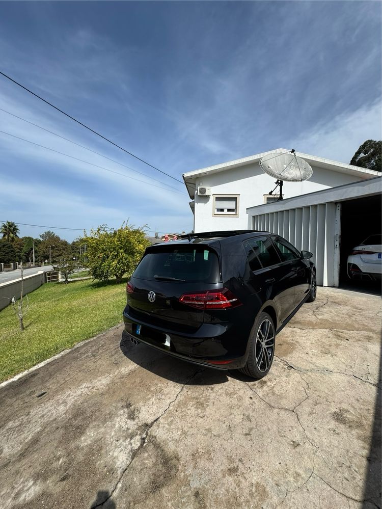Vendo vw Golf GTE 2015 , leia descrição