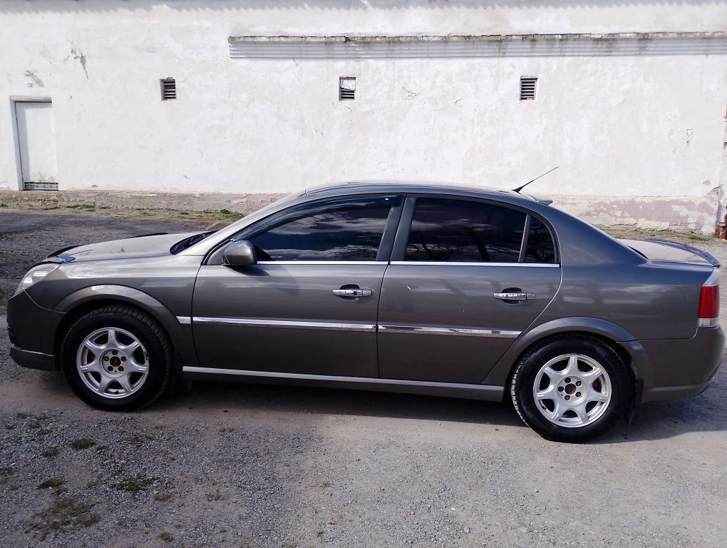 Opel Vectra C 1.6 бензин