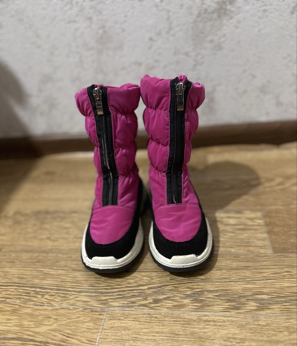 Зимові черевики для дівчинки 28р