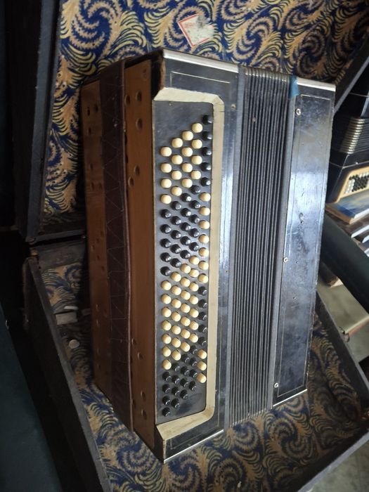 Винтажные баяна СССР