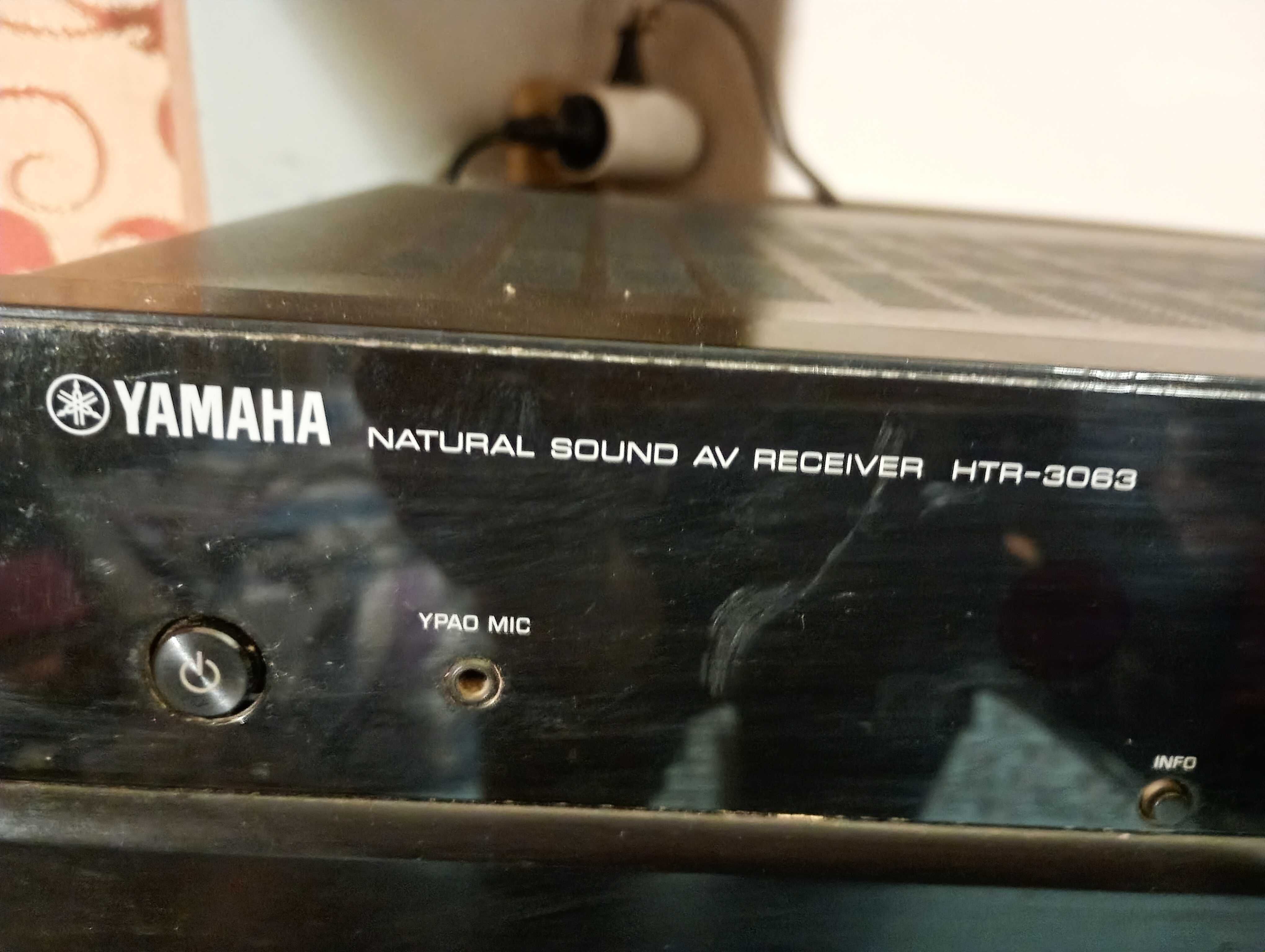 Amplituner YAMAHA HTR 3083 + pilot.