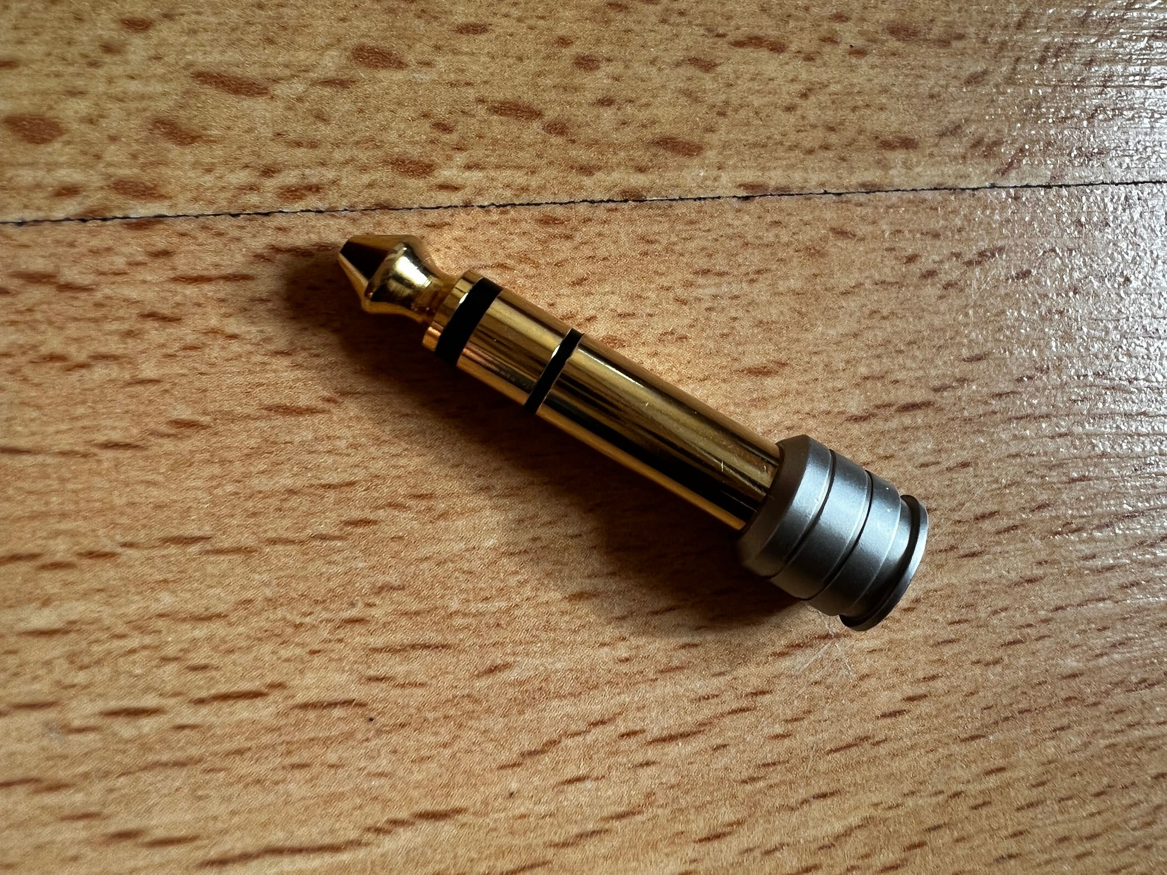 Jack Adapter 6,3 mm z gwintem (zakręcany)