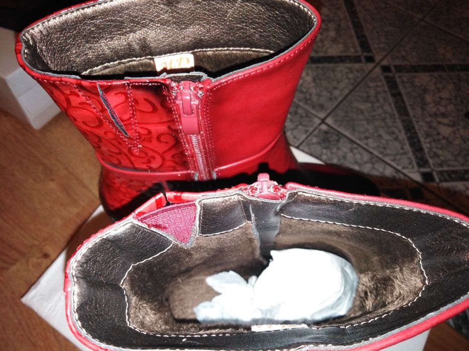 Daszyński-botki na słupku. R. 39 Nowe