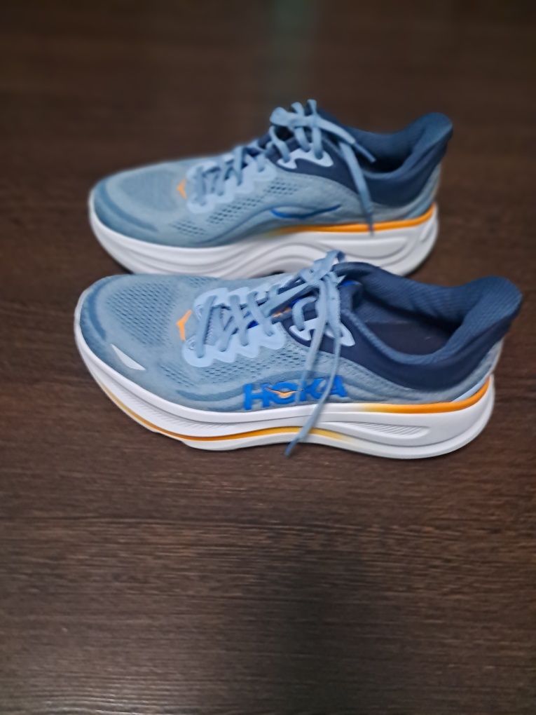 Кросівки Hoka Bondi 9   Р 42 2/3  27см