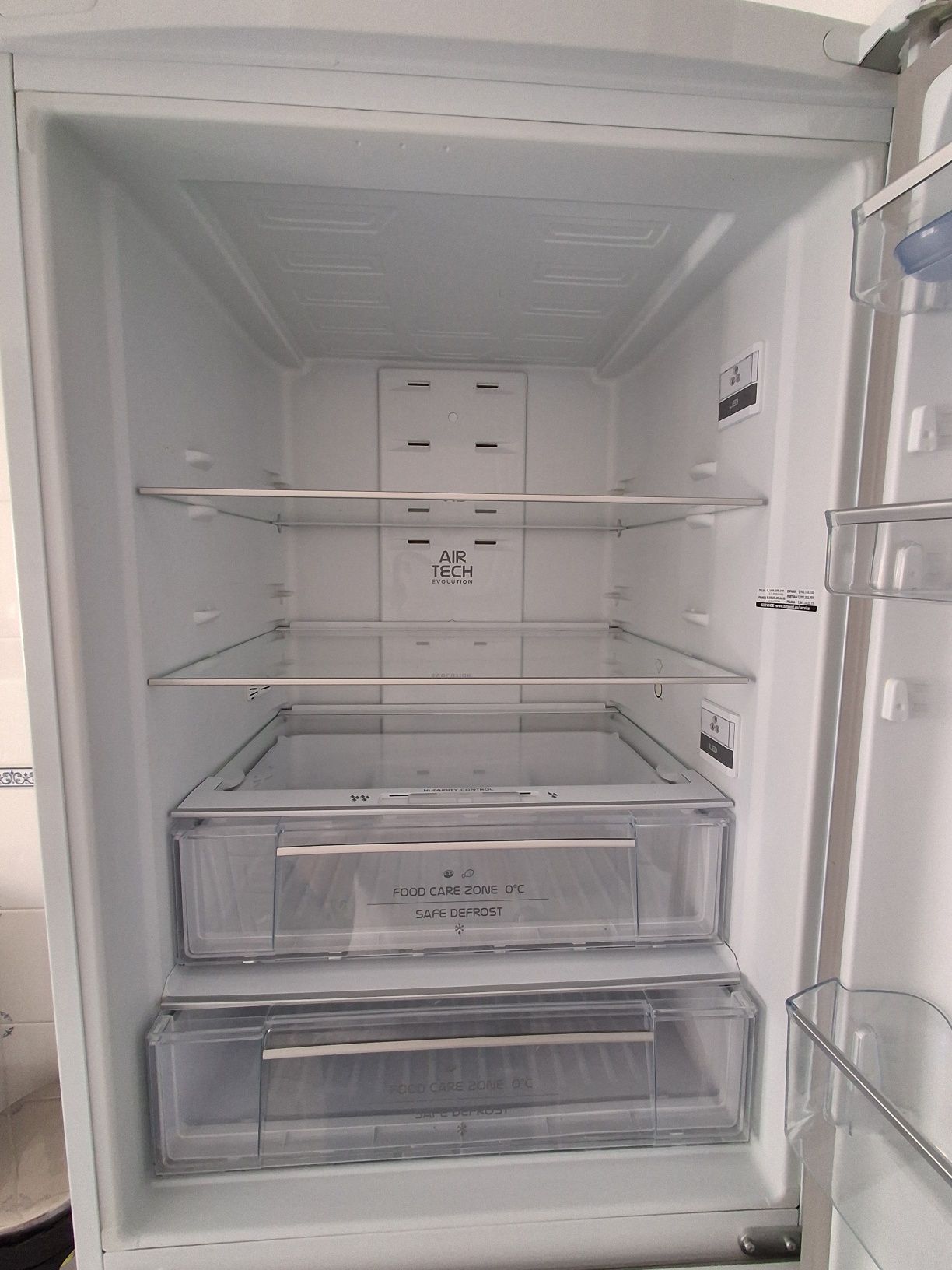 Frigorífico Combinado Hotpoint A+ No frost