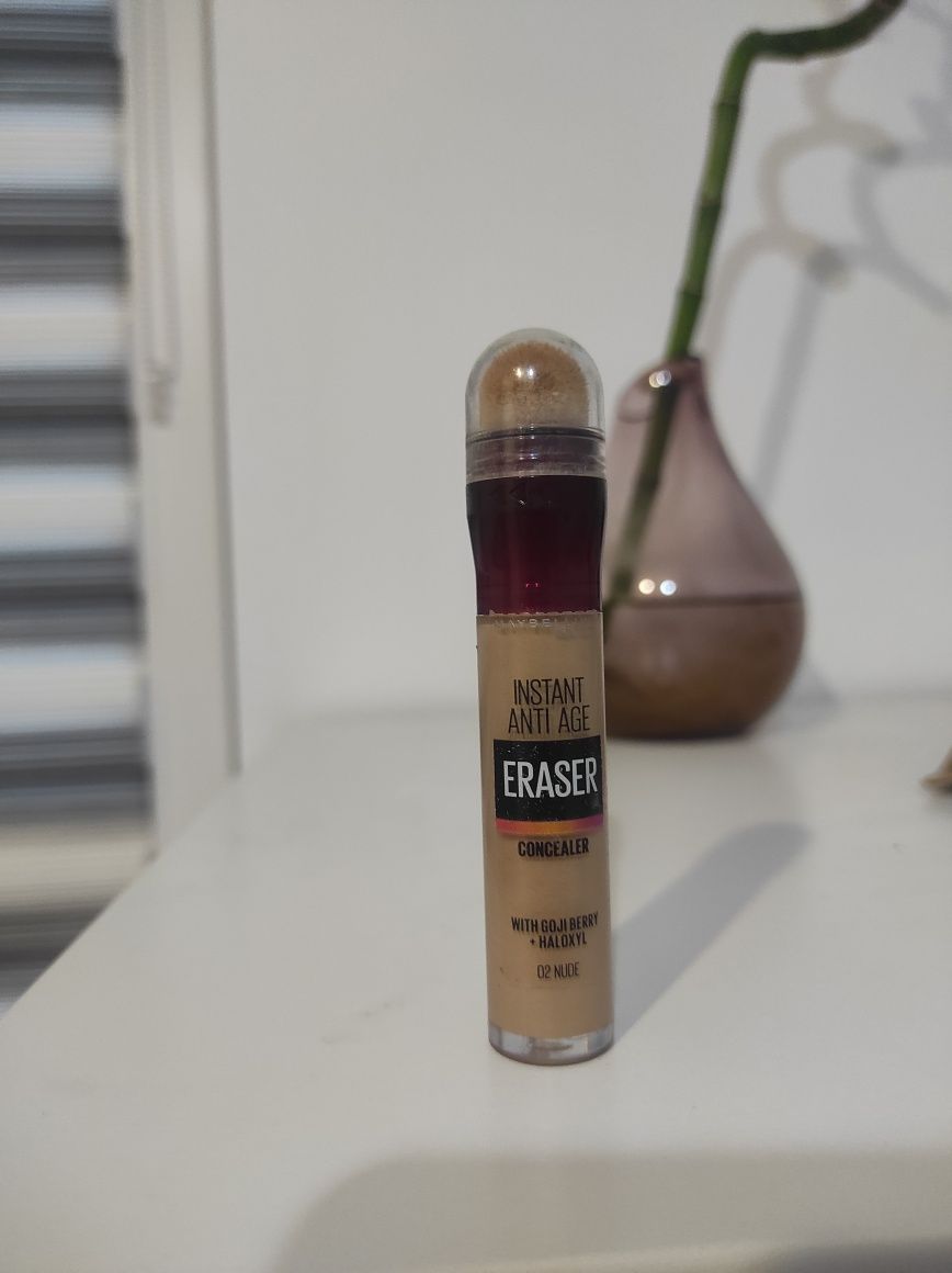 Korektor Instant Anti Age The Eraser Eye Concealer