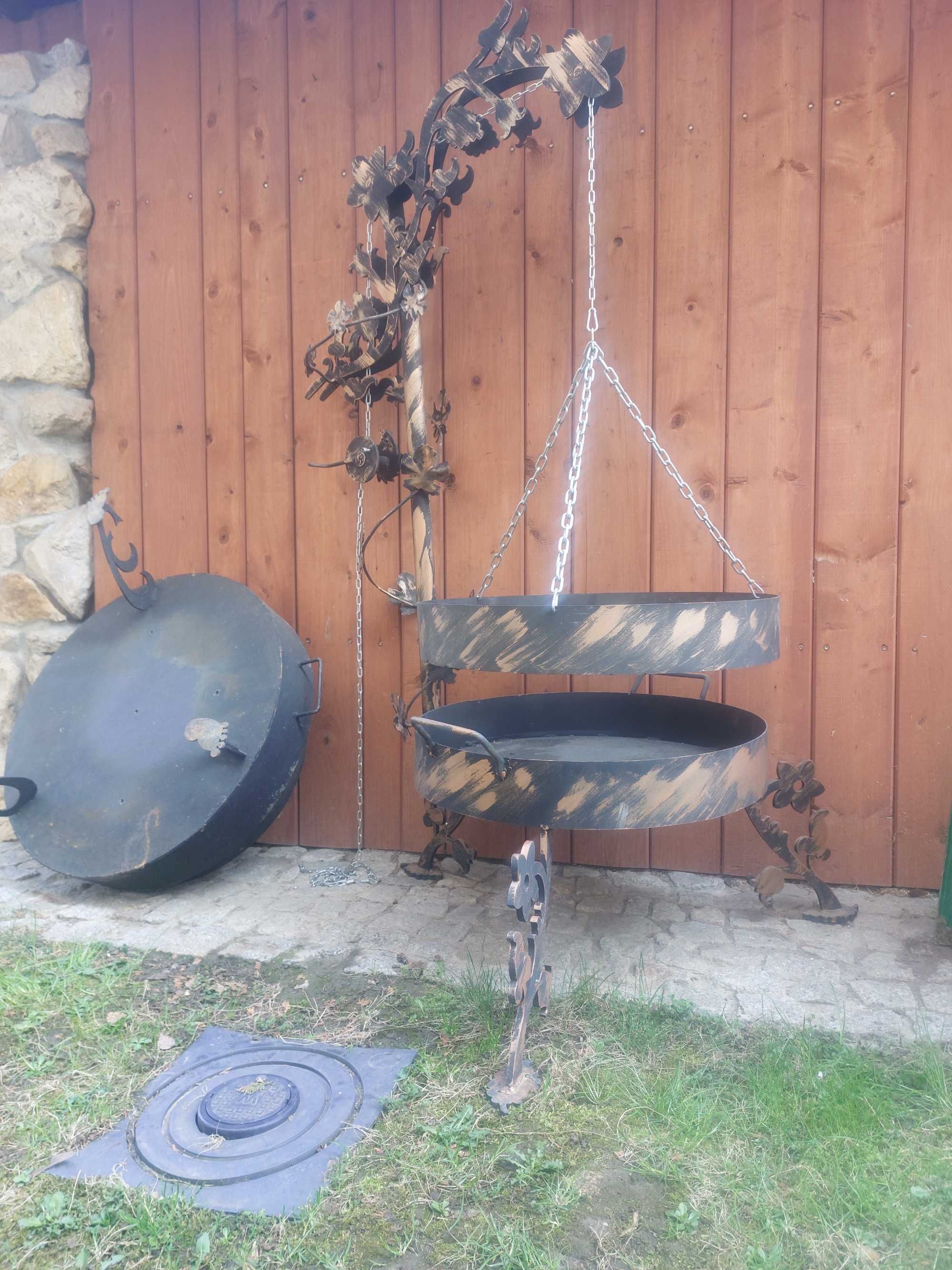Grill ogrodowy stalowy
