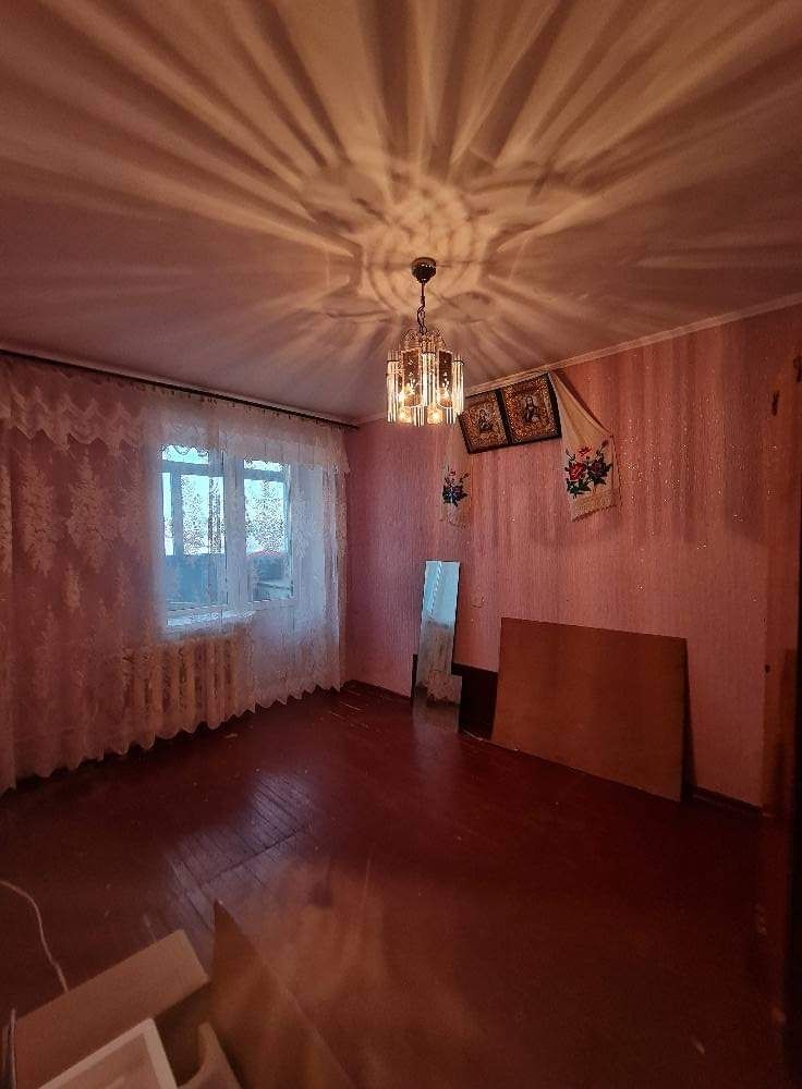 Продається 3 -х кімнатна в районі київського масиву