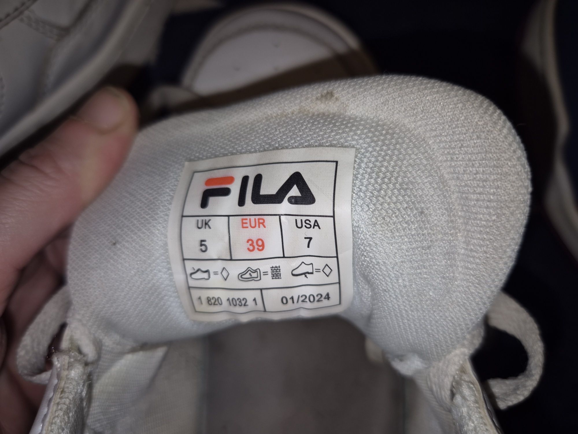 Adidasy fila rozmiar 39 ( wkł.25cm.) stan bdb