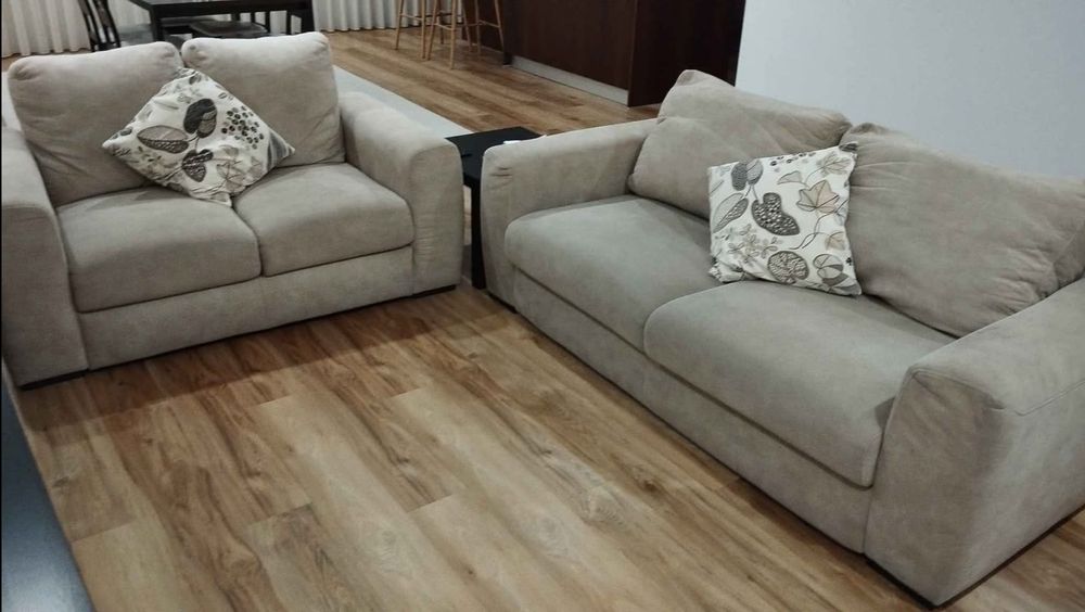 Conjunto 2 sofás