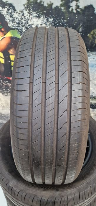 P22 4 x 215/55R17 Goodyear Efficient Grip Performance 2 98W XL letnie