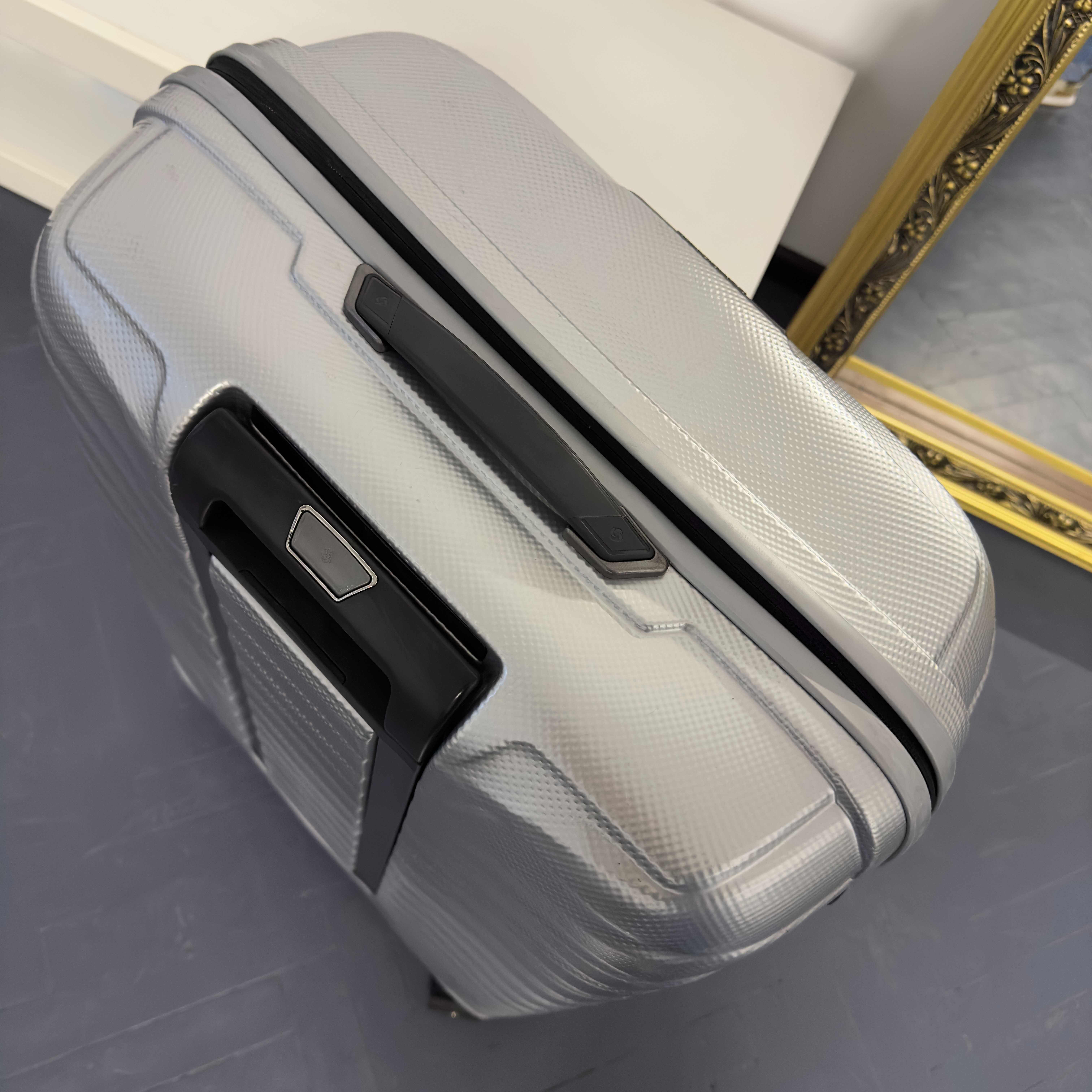 Валіза Samsonite Proxis cosmolite lite curv чемодан дорожня Rimowa 98л