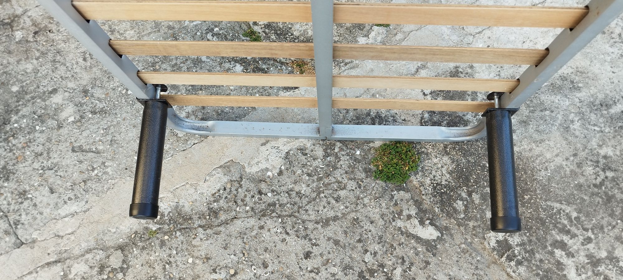 Cama de solteiro