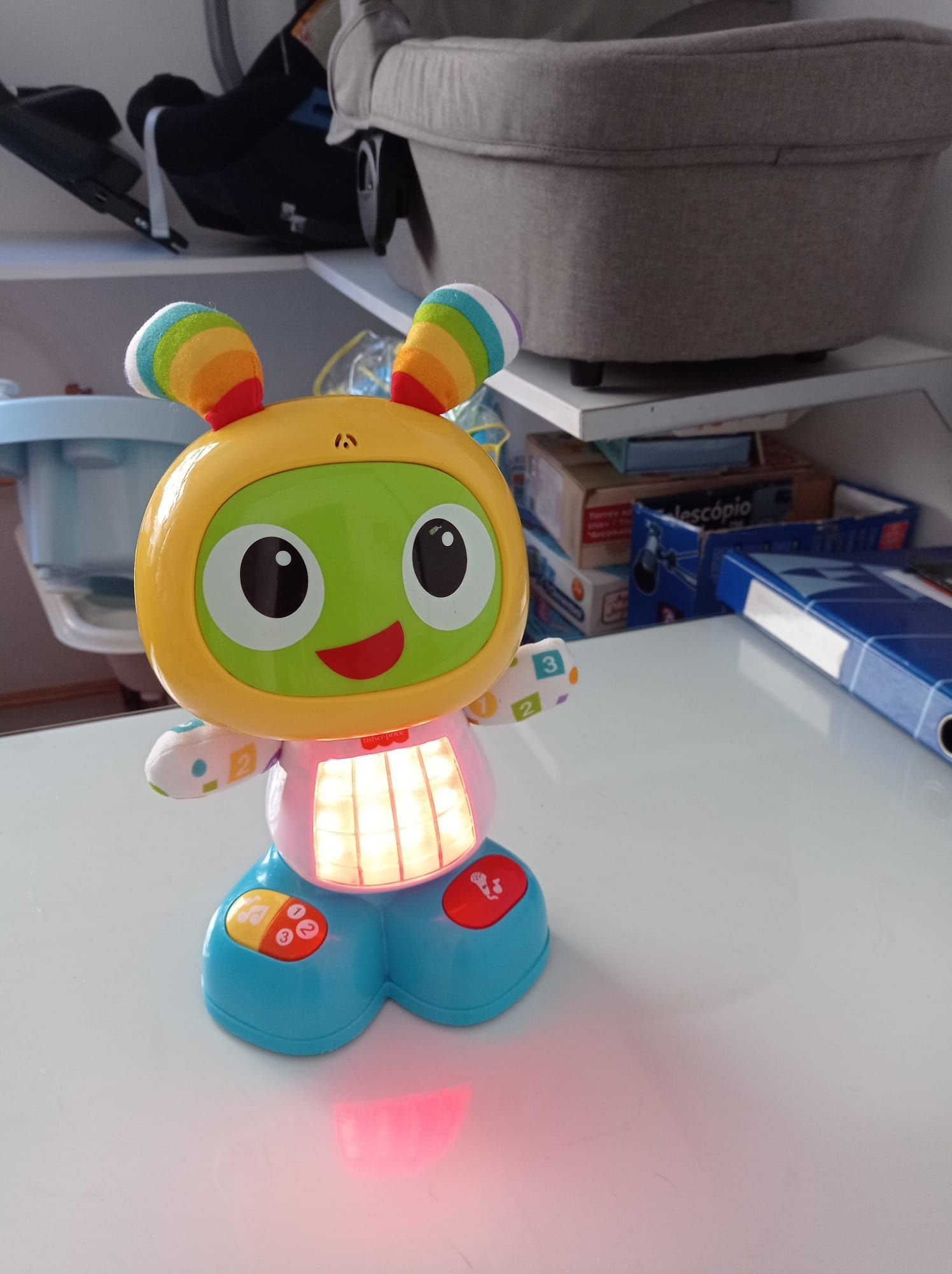 fisher price beatbo dançarino
