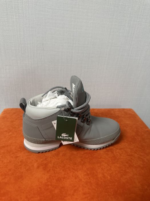 Новые оригинальные ботинки Lacoste 35.5 — кожа, стиль и комфорт!
