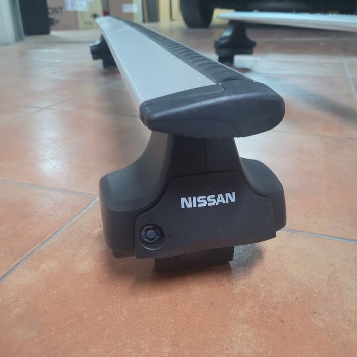 Barras de tejadilho Nissan originais