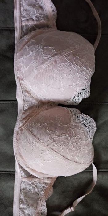 Biustonosz Esotiq 70D