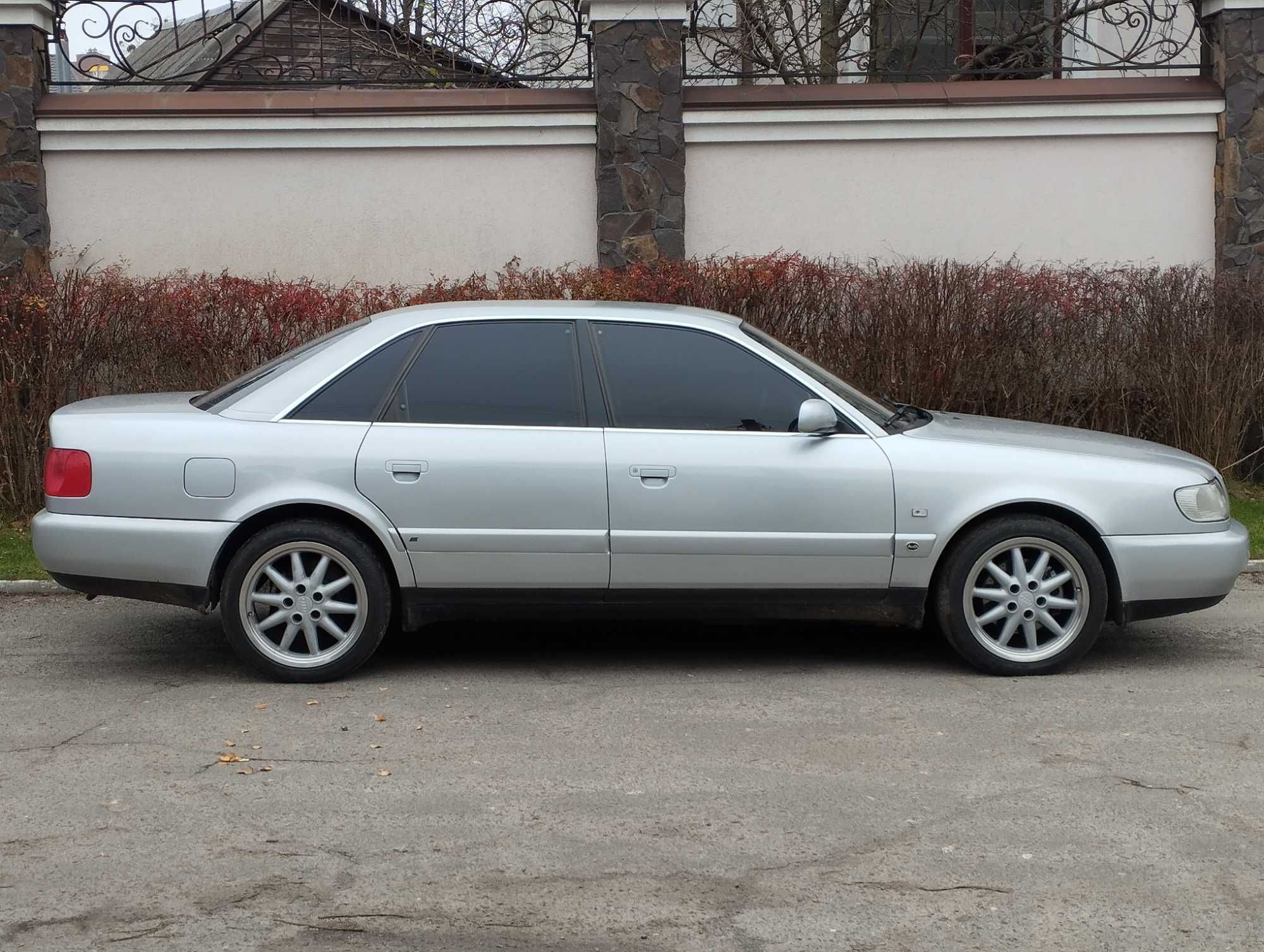 Audi A6 C4/4A 2.6 MT идеал после реставрации 9999$ БЕЗ ТОРГА