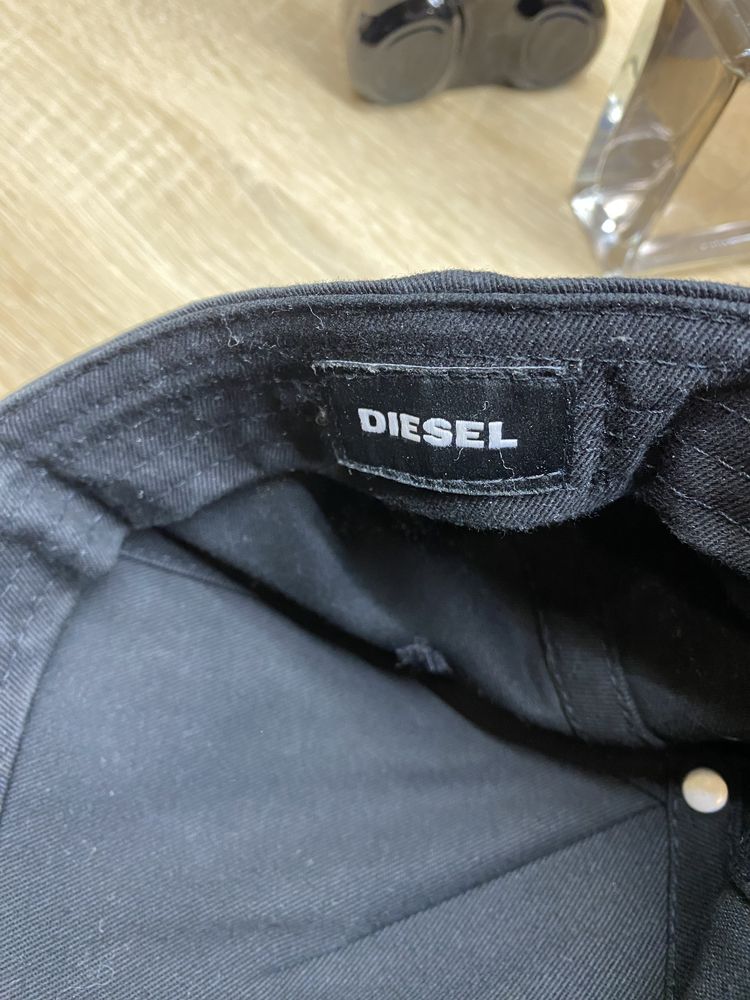 Diesel кепка оригинальная .